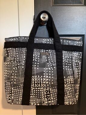 Gravis Patterned Tote Bag with Black Terry Cloth Handles